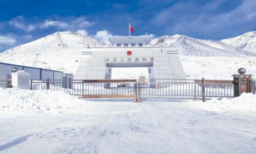 PM says reopening of Khunjerab pass to boost bilateral trade