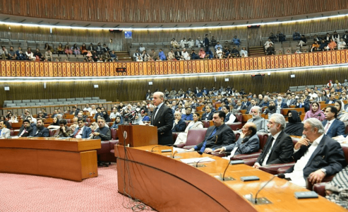 Pillars of state pledge to uphold body of law