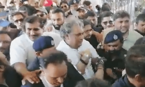 Allegation of fraud: PTI&rsquo;s Ali Haider Zaidi remanded in Karachi police&rsquo;s custody for 3 days
