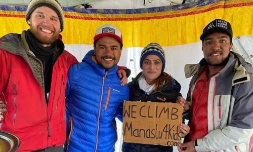 Pakistani climbers among five rescued from Annapurna Pakistani climbers among five rescued from Annapurna