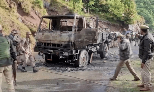 Five Indian soldiers shot dead in held Kashmir Five Indian soldiers shot dead in held Kashmir