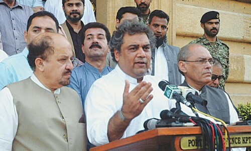 Ali Zaidi gets bail in decade-old fraud case Ali Zaidi gets bail in decade-old fraud case