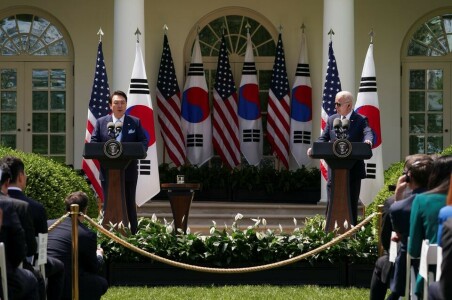 Biden, Yoon warn N. Korea of N-response to any attack Biden, Yoon warn N. Korea of N-response to any attack