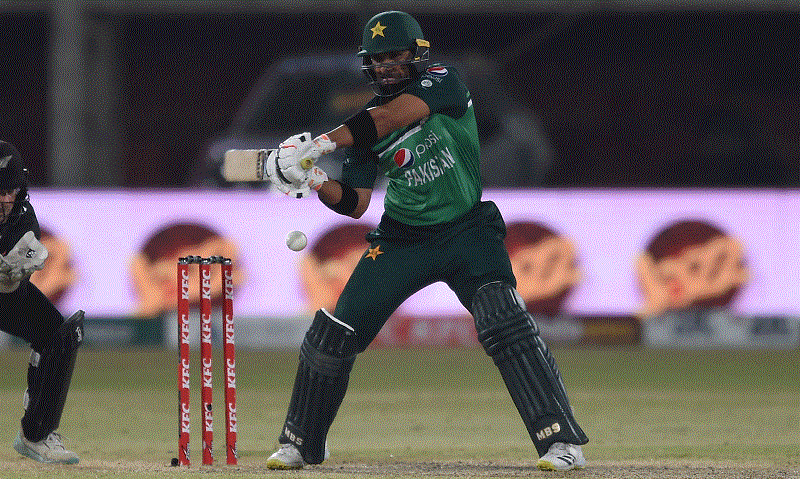Iftikhar&rsquo;s heroics fail to keep Pakistan top as New Zealand grab consolation win