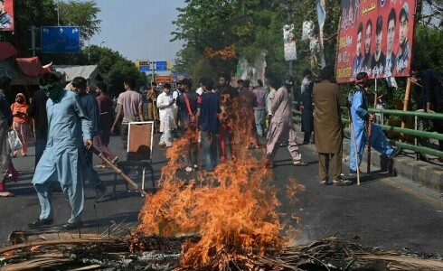 Crunch time for PTI as Imran held; nationwide riots erupt