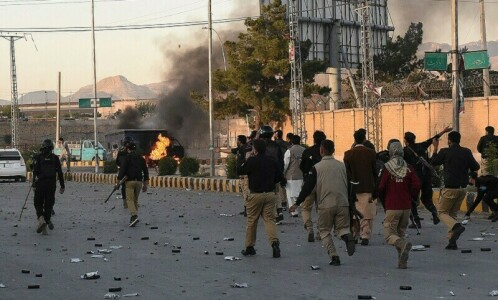 ‘An example of hypocrisy’: Army declares violence in wake of Imran’s arrest a ‘black chapter’ ‘An example of hypocrisy’: Army declares violence in wake of Imran’s arrest a ‘black chapter’