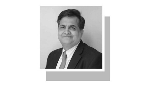 What prevents Pakistan from standing on its feet?