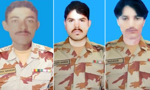 Terrorist killed, 3 soldiers martyred in Balochistan gun battle: ISPR Terrorist killed, 3 soldiers martyred in Balochistan gun battle: ISPR