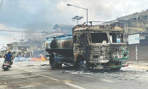 One dead in fresh violence in India’s northeastern state of Manipur One dead in fresh violence in India’s northeastern state of Manipur