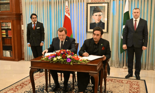 Pakistan, Belarus sign visa waiver agreement for red, blue passport holders Pakistan, Belarus sign visa waiver agreement for red, blue passport holders