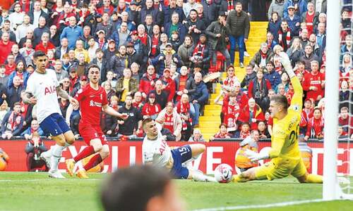 Liverpool dare to dream of top four