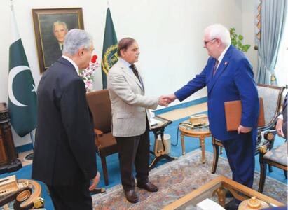 Govt striving to make Pakistan polio-free: PM