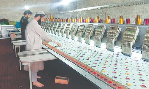 Textile exports drop to $13.7bn