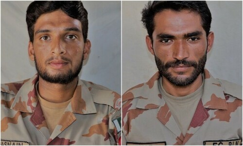 2 soldiers martyred in terrorist attack along Pak-Iran border in Balochistan’s Kech: ISPR 2 soldiers martyred in terrorist attack along Pak-Iran border in Balochistan’s Kech: ISPR