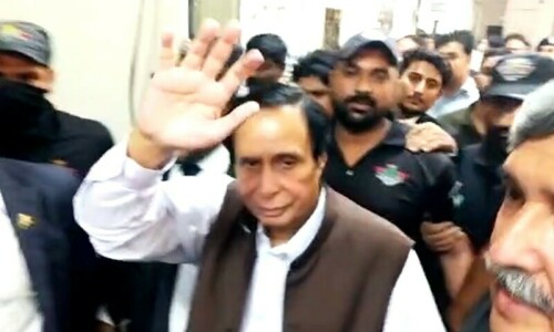 PTI’s Parvez Elahi discharged in one corruption case, re-arrested in another from outside Lahore court PTI’s Parvez Elahi discharged in one corruption case, re-arrested in another from outside Lahore court
