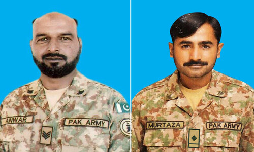 2 soldiers martyred, as many terrorists killed in Bannu gun battle: ISPR 2 soldiers martyred, as many terrorists killed in Bannu gun battle: ISPR