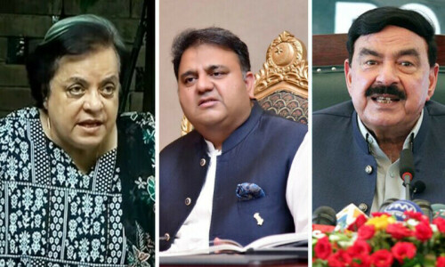 Al Qadir Trust case: NAB seeks records of vehicles sold, purchased in name of 22 members of ex-PM Imran&rsquo;s cabinet