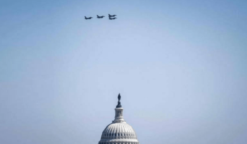 Sonic boom alarms Washington DC as plane enters no-fly zone
