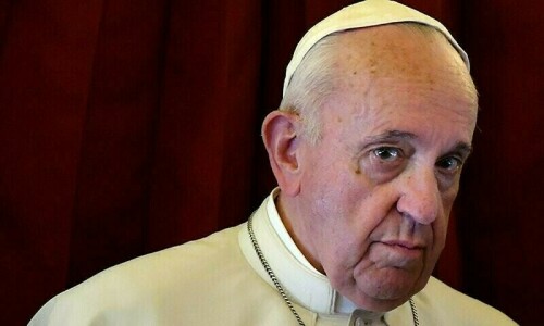 Pope undergoes hernia operation; all audiences cancelled till 18th Pope undergoes hernia operation; all audiences cancelled till 18th