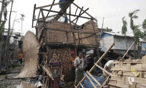 Myanmar halts access to cyclone survivors Myanmar halts access to cyclone survivors