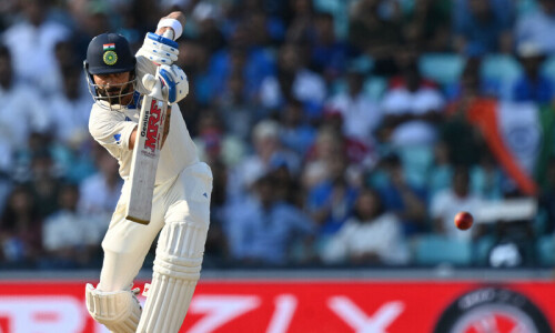 Virat Kohli holds firm against Australia in WTC final thriller Virat Kohli holds firm against Australia in WTC final thriller