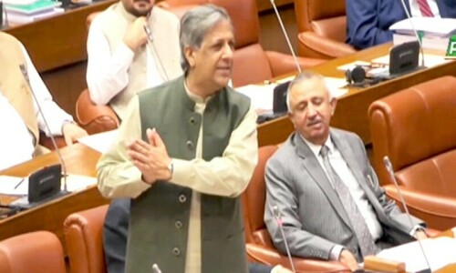 Senate approves bill allowing ECP to unilaterally announce election dates