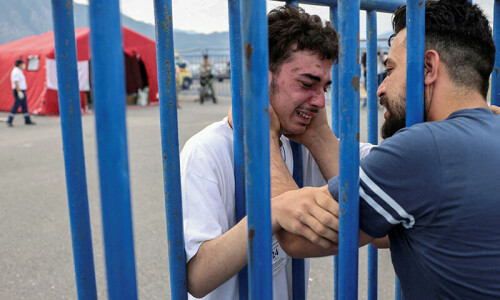 Pakistan seeks DNA to identify victims of boat tragedy