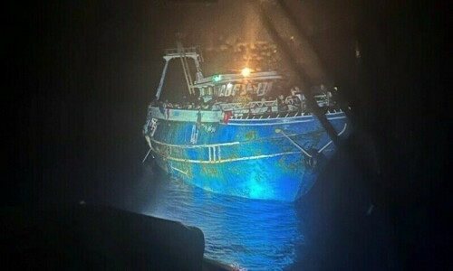 Greece boat tragedy: Pakistanis were forced below deck, says report Greece boat tragedy: Pakistanis were forced below deck, says report