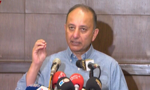 New bonded bulk storage policy to end dry-outs in petroleum sector: Musadik Malik