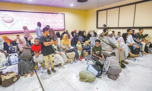 Sudan spiralling into destruction, says UN chief