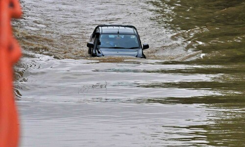 Torrential rain, floods kill 22 across northern India