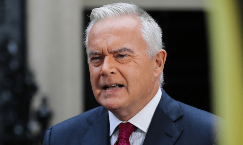 BBC restarts inquiry into pictures scandal