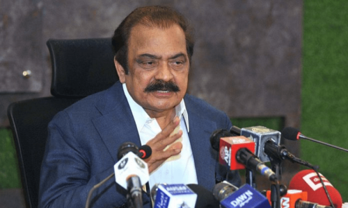 Battle lines drawn as PML-N hints at going solo in polls Battle lines drawn as PML-N hints at going solo in polls