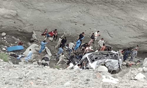6 killed, 17 injured as bus carrying tourists plunges into ravine in GB’s Diamer 6 killed, 17 injured as bus carrying tourists plunges into ravine in GB’s Diamer