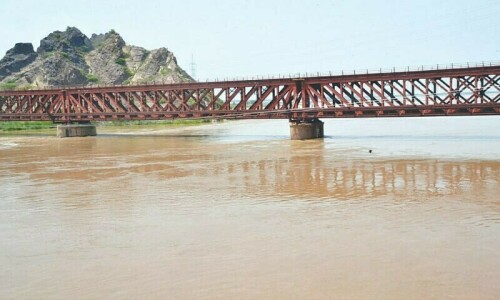 300 families relocated as Sutlej flows in &lsquo;moderate&rsquo; flood