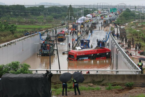 South Korea president vows ‘overhaul’ of approach to extreme weather after 39 killed in monsoon rains South Korea president vows ‘overhaul’ of approach to extreme weather after 39 killed in monsoon rains