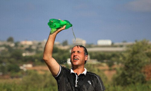 Millions hit by extreme heat on three continents Millions hit by extreme heat on three continents