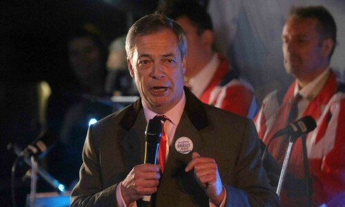 Bank apologises to Farage over account closure
