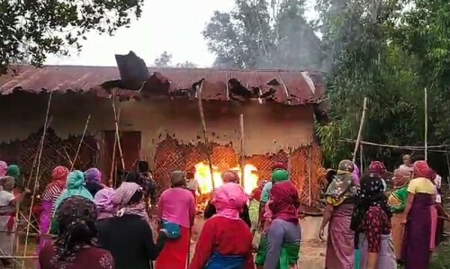 Women burn down houses of Manipur assault accused
