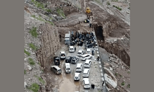 Karakoram Highway blocked at various points in GB following rain-triggered mudslides Karakoram Highway blocked at various points in GB following rain-triggered mudslides