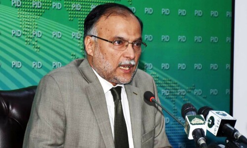 Minister sees dawn of new CPEC era
