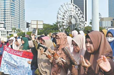 OIC urges measures to stop desecration of Holy Quran