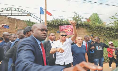 Mbappe ‘honoured’ to tour father’s native Cameroon Mbappe ‘honoured’ to tour father’s native Cameroon