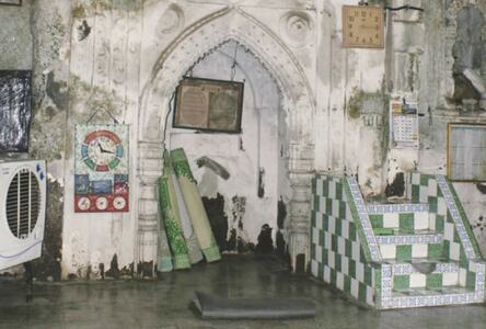 Authorities in India shut 800-year-old mosque in BJP-ruled state Authorities in India shut 800-year-old mosque in BJP-ruled state