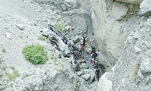 Six killed as coaster plunges into ravine near Diamer Six killed as coaster plunges into ravine near Diamer