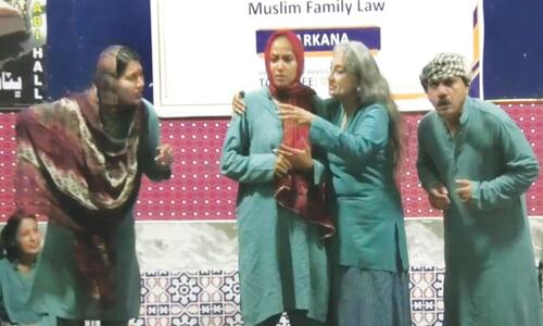 Sheema Kermani, entourage stage theatre series on women&rsquo;s rights and underage marriages