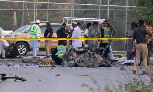 Six FC men wounded in Peshawar suicide bombing Six FC men wounded in Peshawar suicide bombing