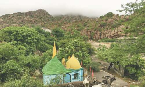 Outcry forces Sindh govt to cancel Karoonjhar granite extraction auction