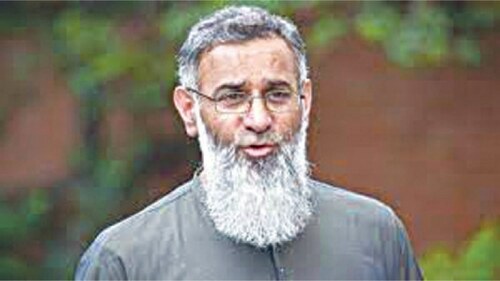 Islamic preacher in UK faces terror charges
