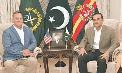 Centcom chief recognises Pakistan&rsquo;s efforts for &lsquo;regional security&rsquo;